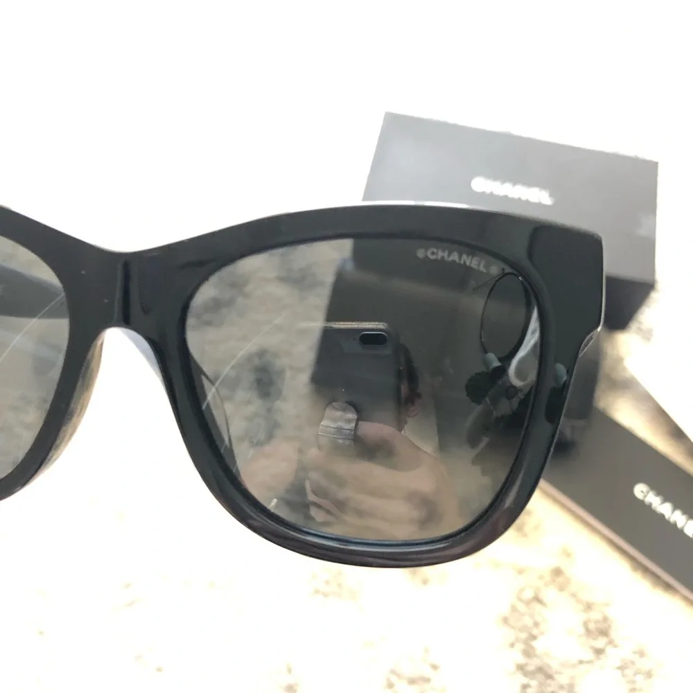 CHANEL Black Sunglasses - Picture 7 of 13